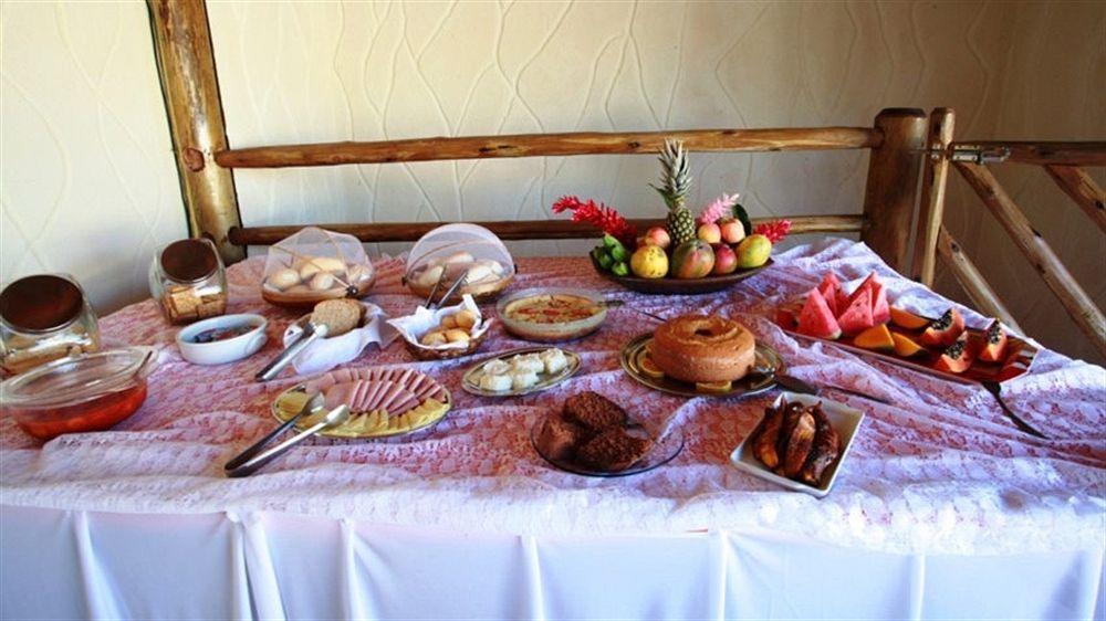 Acomodação com café da manhã  Manha Dourada Porto Seguro